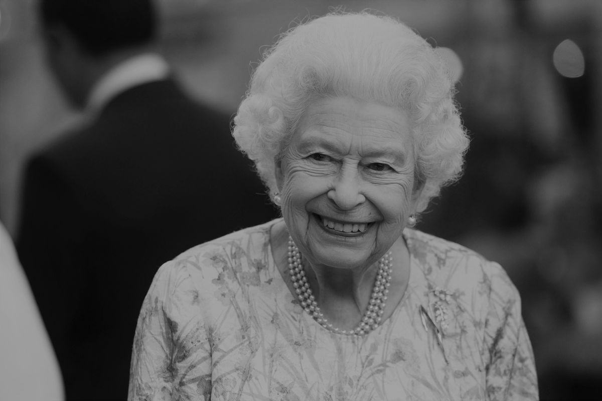 
Królowa Elżbieta II nie żyje