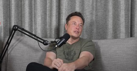 "Mam okropny nawyk". Elon Musk wyznał, że chciałby zmienić jeden ze swoich porannych zwyczajów