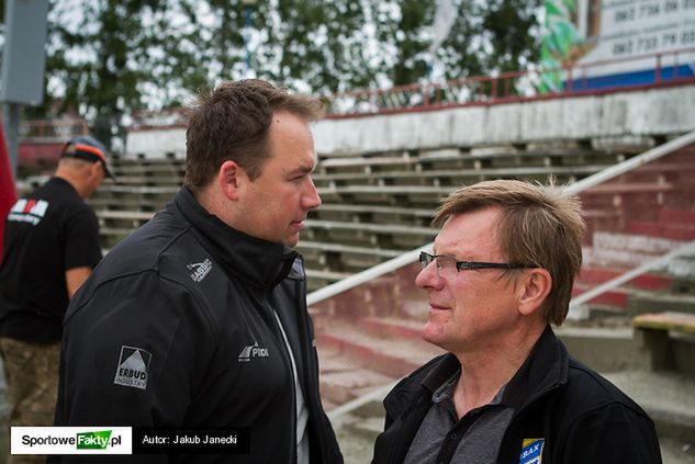 Sławomir Kryjom i trener Stanisław Chomski chcą mieć jak najdłużej los w swoich rękach i nie musieć oglądać się na wyniki rywali w walce o play-off