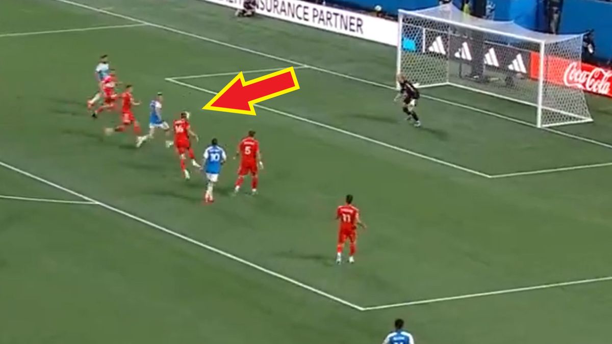 Twitter / Na zdjęciu: gol Karola Świderskiego