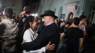 Maciej Musiał roztańczył Kraków! Potańcówka pod gołym niebem jak z filmu. Mamy zdjęcia