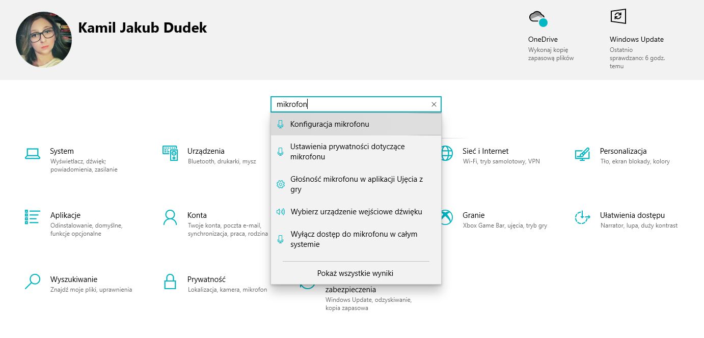Wyszukiwarka ustawień Windows 10. Opcja "Konfiguracja mikrofonu" dotyczy... rozpoznawania mowy. Jak wyszukać właściwe? Ależ oczywiście słowem "Wejście"! (fot. Kamil Dudek)