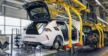 Motoryzacyjny gigant ogłosił upadłość. Ale to nie koniec kultowej firmy