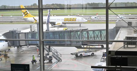 Incydent na lotnisku. Ośmiu turystów nie poleciało z Katowic do Splitu