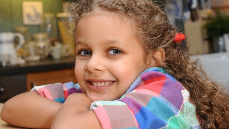 Serialowa Zosia z "Rodzinki.pl" prezentuje efekty nowe sesji zdjęciowej