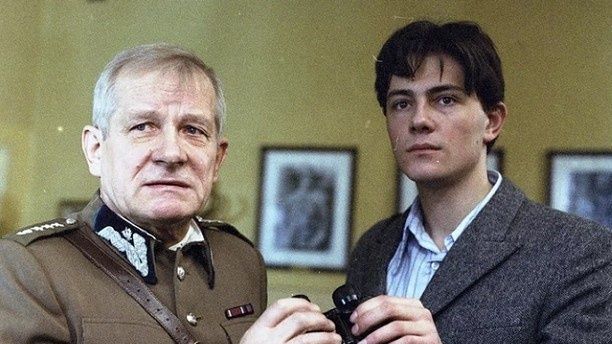 Zbigniew Józefowicz i młody Krzysztof Ibisz w filmie "Gdańsk 39"