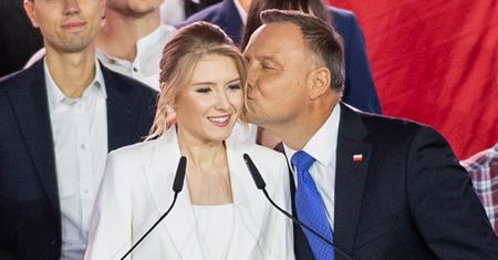 Kinga Duda przemówiła na wieczorze wyborczym. Kampania Przeciw Homofobii reaguje