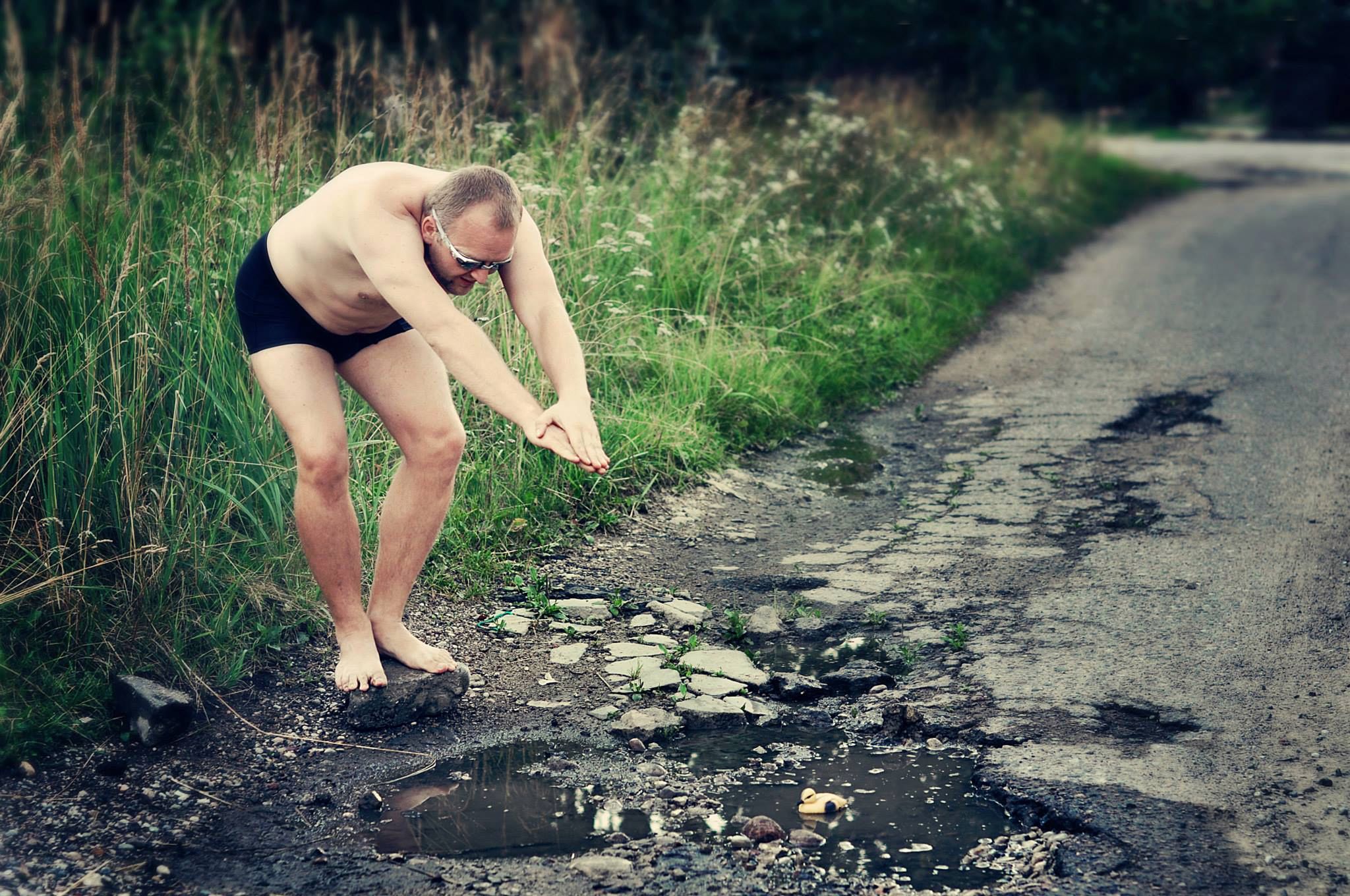 Oto jak za pomocą fotografii można wyśmiać fatalny stan dróg! 5