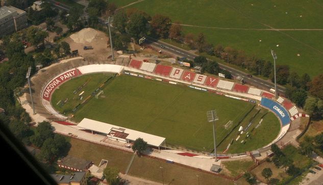 Stadion Cracovii po modernizacji w 2005 roku. To jego przedostatnia forma / fot. wikipasy.pl