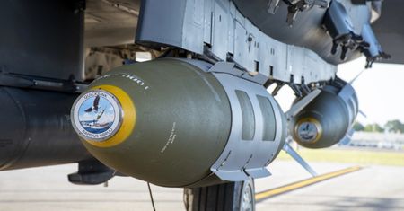 Quicksink: bomba w roli torpedy. Broń z klocków, czyli otwarta architektura WOSA