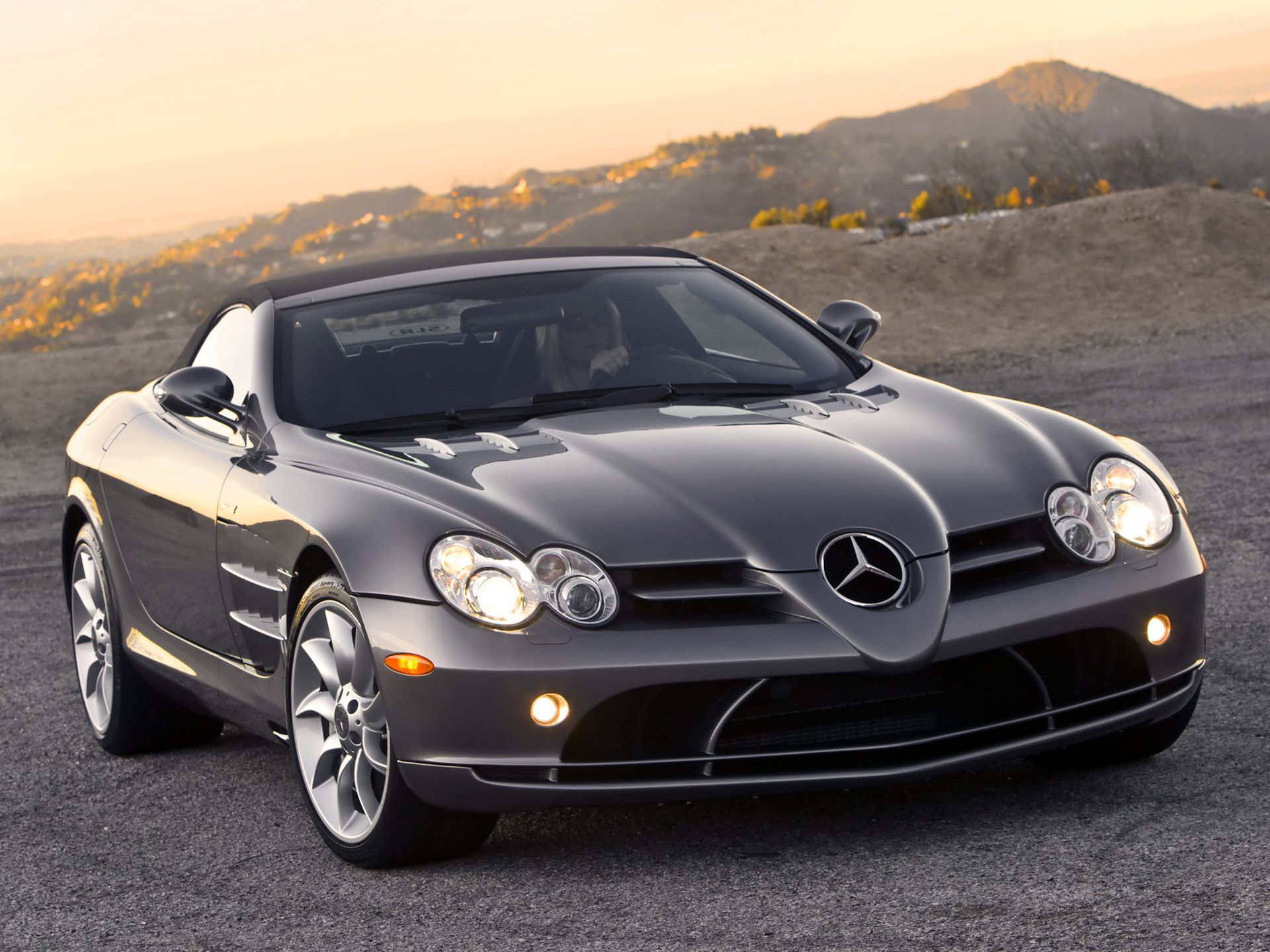 Pokolenie wcześniej: Mercedes-Benz SLR McLaren 58