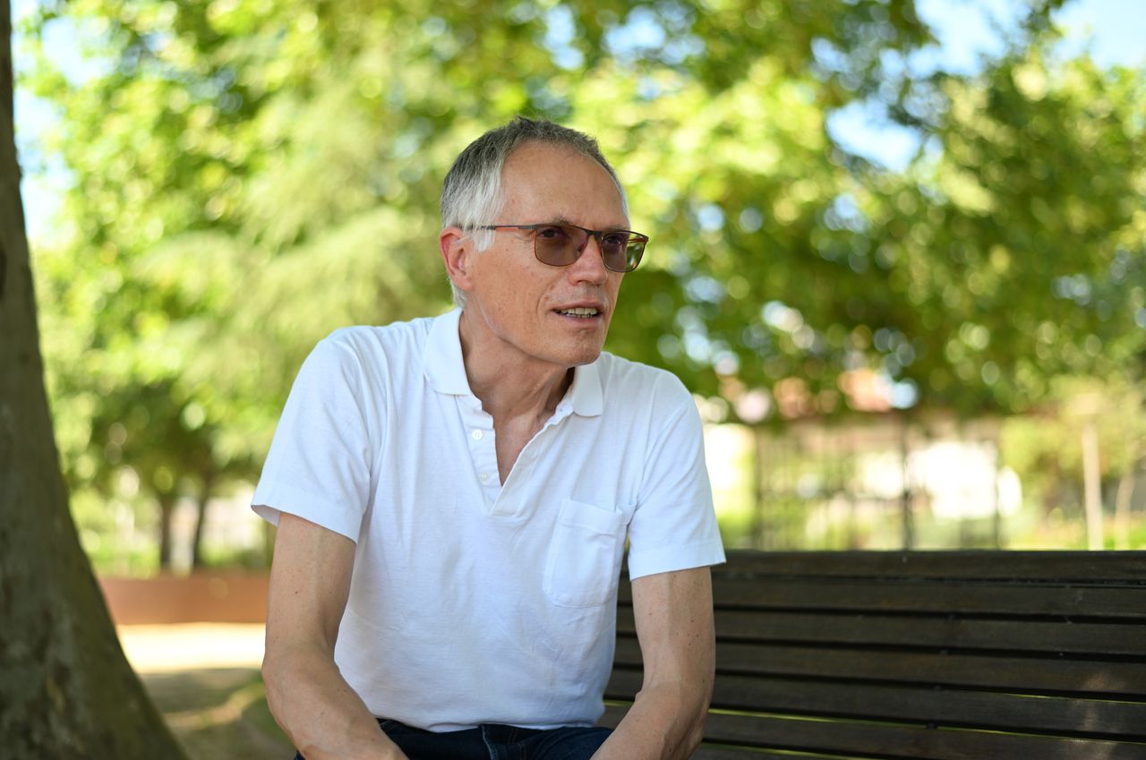 "Wiele rzeczy można było zrobić inaczej" - były szef Stellantis mówi o przeszłości