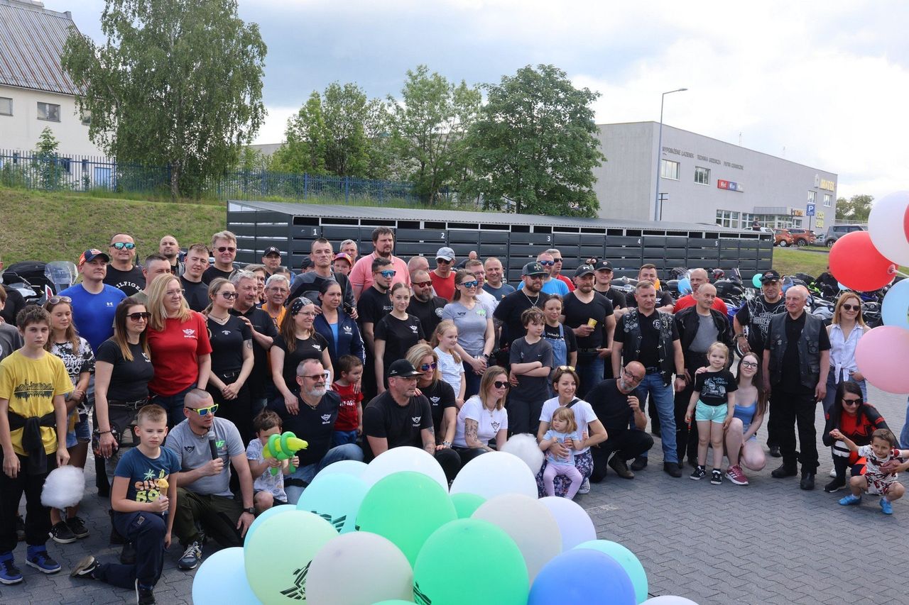 Motocyklowe Karkonosze z wielkimi sercami dla najmłodszych. Moto Dzień Dziecka pełen atrakcji