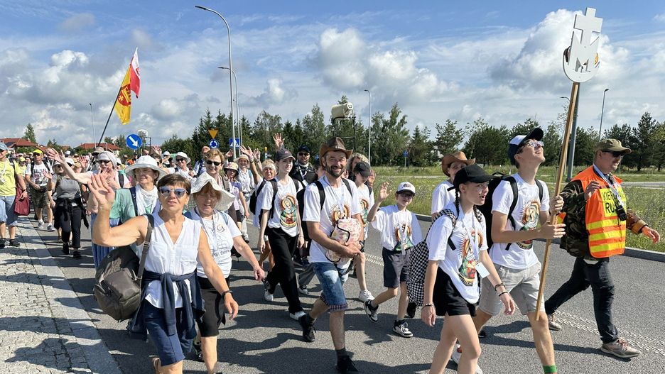 Pielgrzymka wyruszyła we wtorek, 15 lipca. Do Wilna dotrą 24 lipca