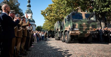 Gostynin i Łowicz z nową jednostką wojskową. Zainaugurowano 2. Brygadę Rakiet