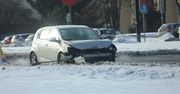 Lublin: Zderzenie Chevroleta i Renaulta na skrzyżowaniu ul. Diamentowej z ul. Wrotkowską