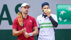 Prawie dwie godziny na korcie. Super tie-break rozstrzygnął mecz Polaka