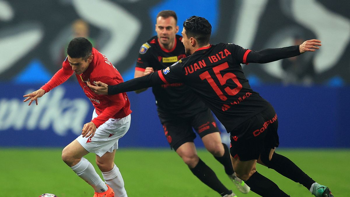 Getty Images / Łukasz Gągulski / Na zdjęciu: mecz Wisła Kraków - Widzew Łódź w ramach ćwierćfinału Fortuna Pucharu Polski