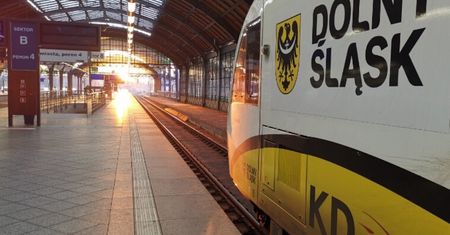 Wrocław: koronawirus. Co dalej z Kolejami Dolnośląskimi?