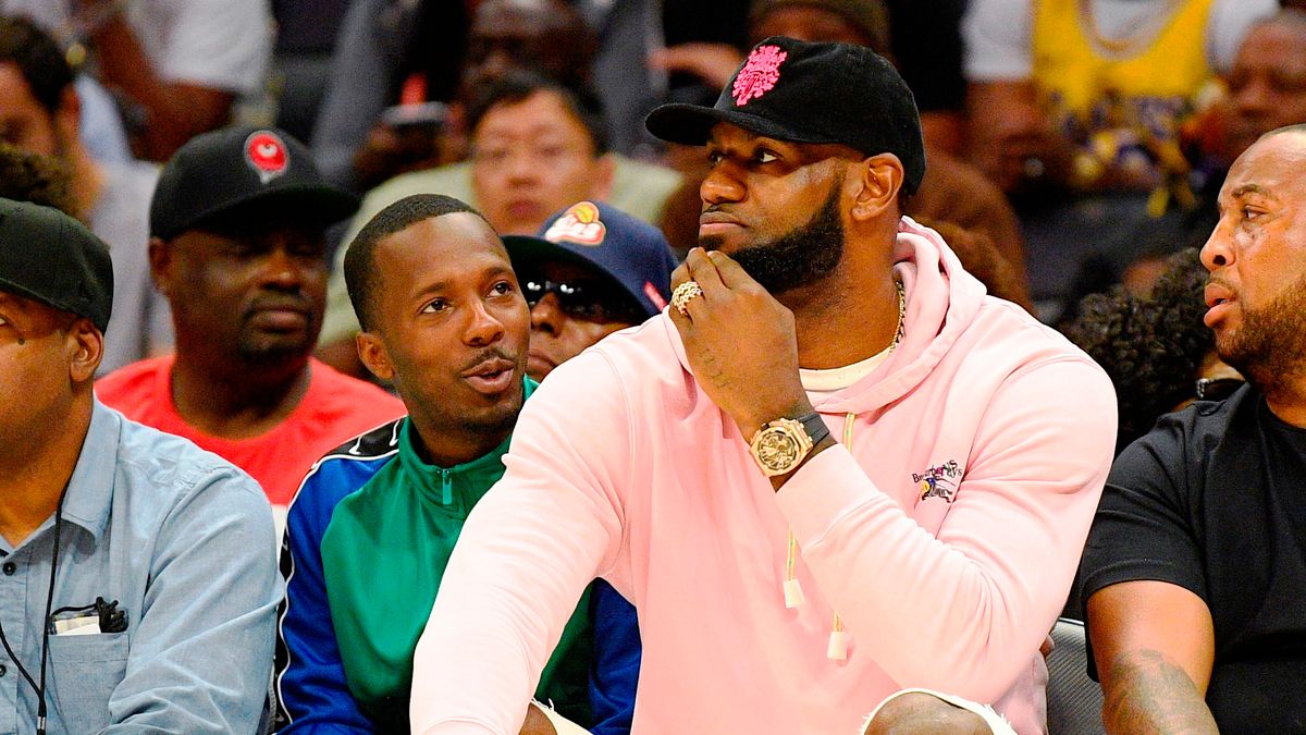 Zdjęcie okładkowe artykułu: Getty Images / Brian Rothmuller/Icon Sportswire / Na zdjęciu: Rich Paul i LeBron James