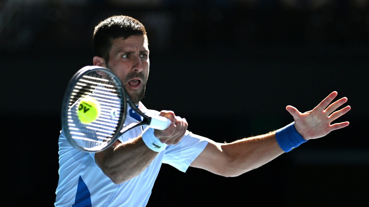 PAP/EPA / Lukas Coch / Na zdjęciu: Novak Djoković