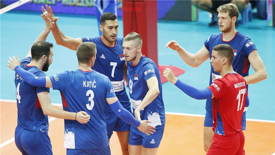 Materiały prasowe / FIVB / Na zdjęciu: siatkarze reprezentacji Serbii