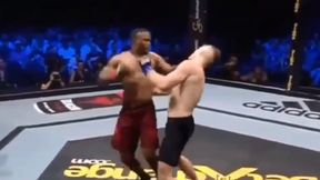 Piorunujący nokaut w MMA. Po obrotówce wojownik stracił przytomność