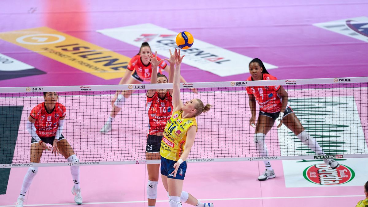 Materiały prasowe / legavolleyfemminile.it / Na zdjęciu: Joanna Wołosz (wystawiająca)