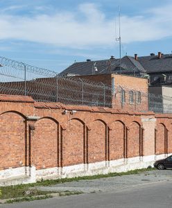Za kratami. Tak jest naprawdę w polskim więzieniu