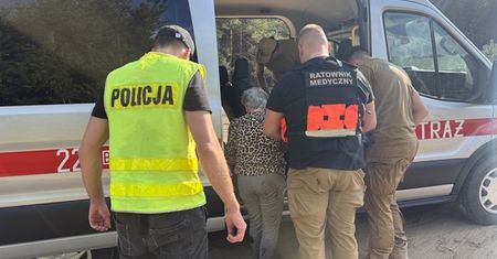 Spędziła noc w lesie. Seniorka zgubiła się na grzybobraniu