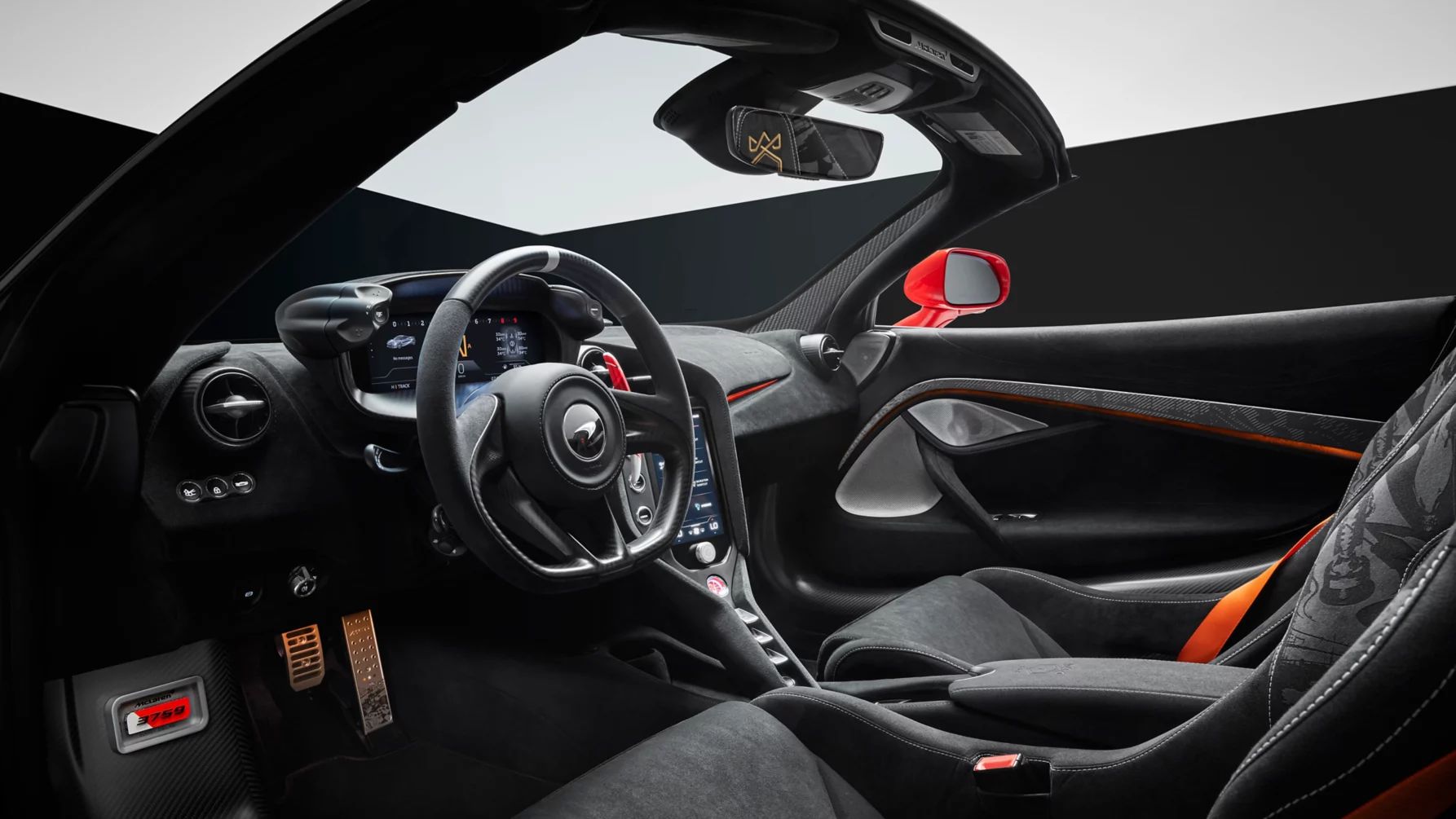 McLaren 750S w malowaniu 3-7-59