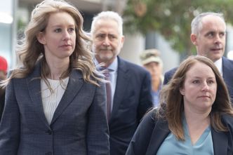 Porównywali ją do Steve'a Jobsa. Grozi jej 20 lat więzienia