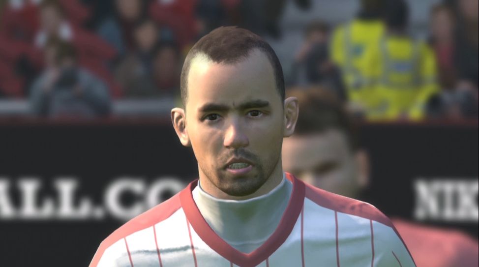 PES 2014 doczekał się łatki z nowymi twarzami dla piłkarzy. Czy nasi reprezentanci w końcu są do siebie podobni?