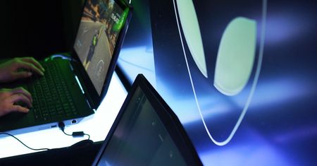 [PGA] Dell Alienware – przenośne centra rozrywki, monitor dla graczy i Steam Machine