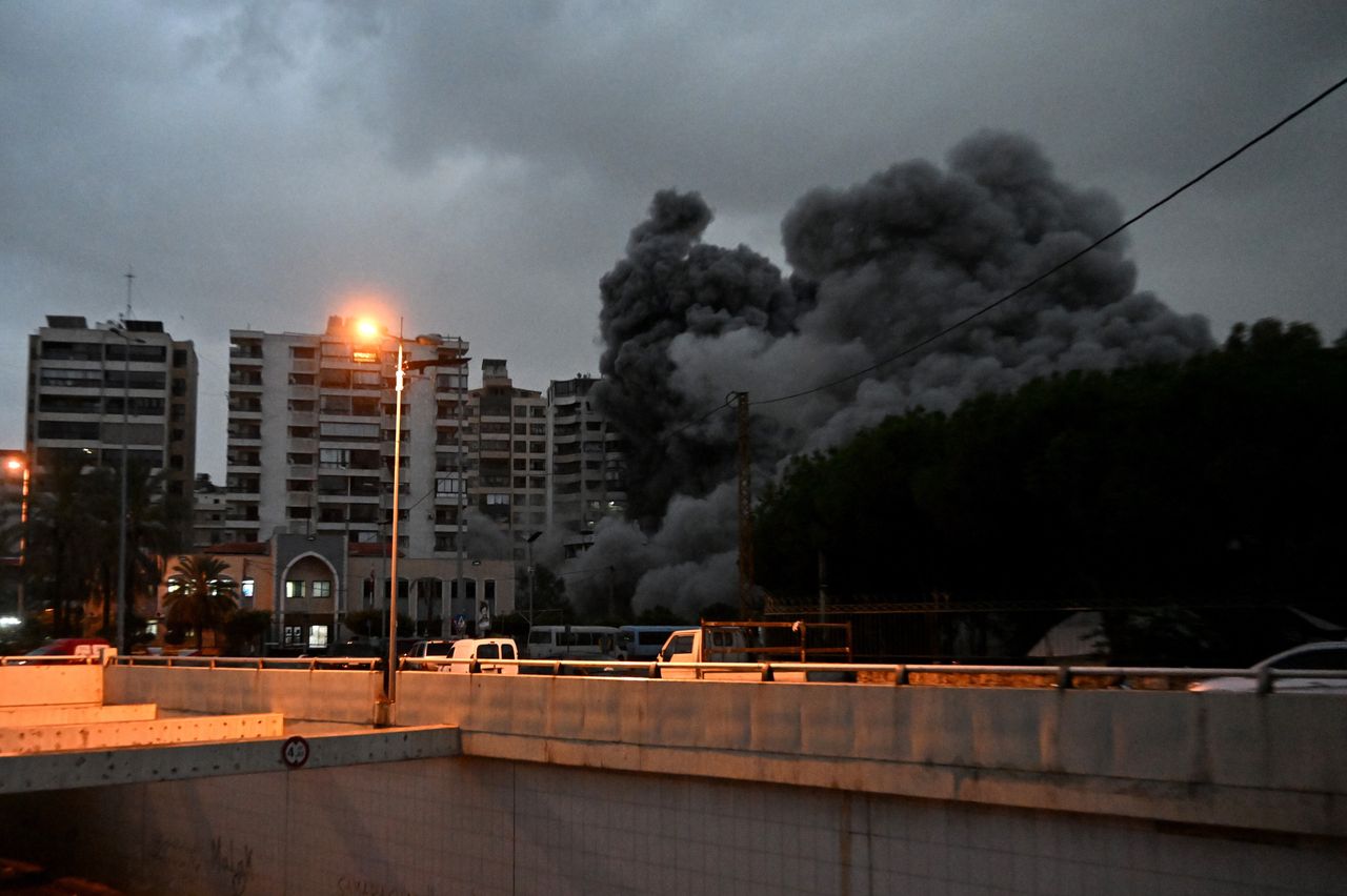 Israel-Lebanon truce talks intensify amid escalating violence. This is what happened in the news overnight