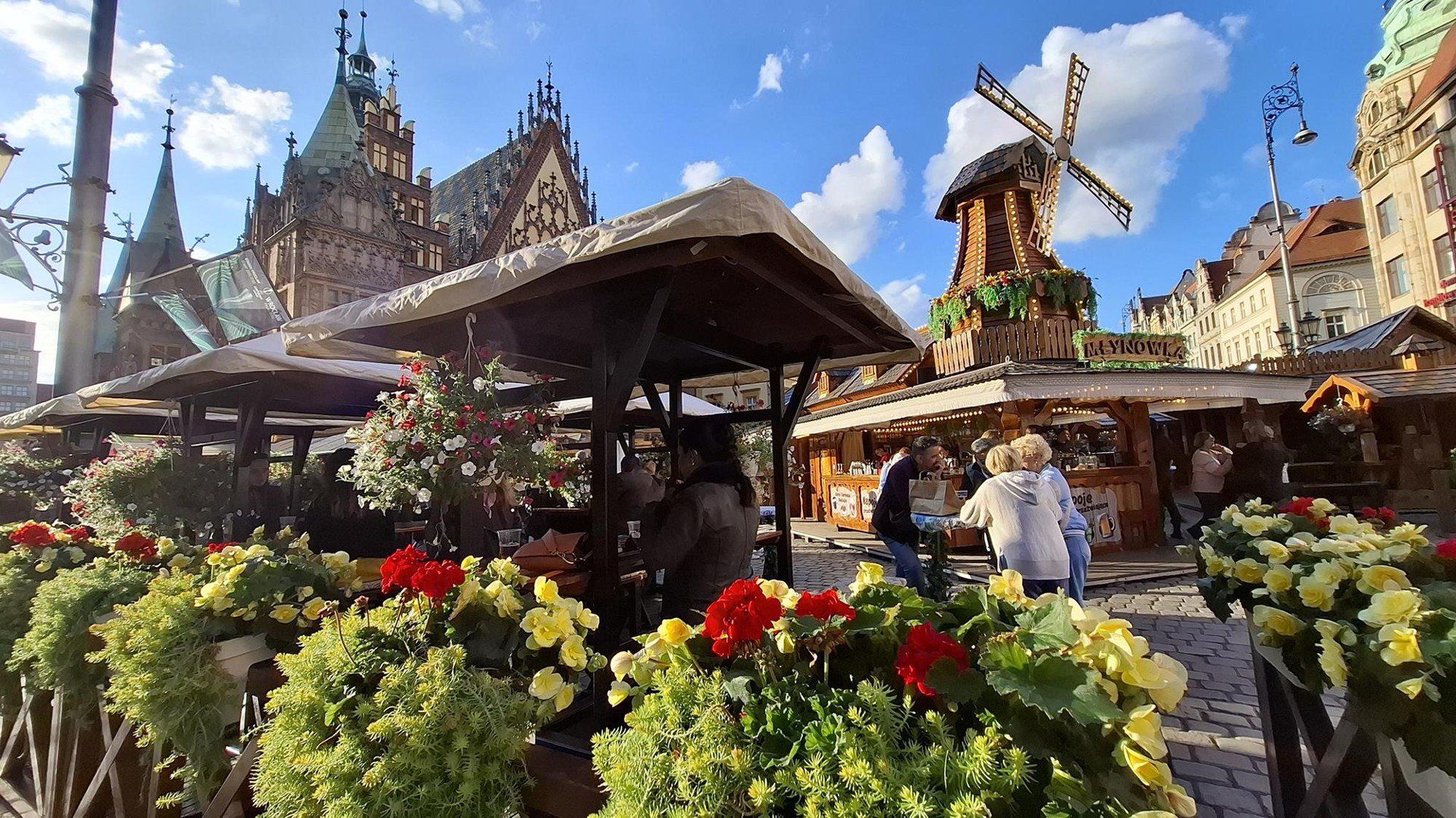 Pierwszy weekend jarmarku świętojańskiego we Wrocławiu