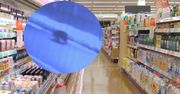 Niedźwiedź ukrywał się w supermarkecie. Policja szukała go dwa dni
