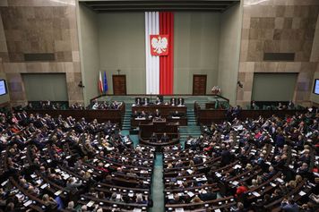 Nie będzie zniesienia dwukadencyjności. Sejm odrzucił projekt PSL