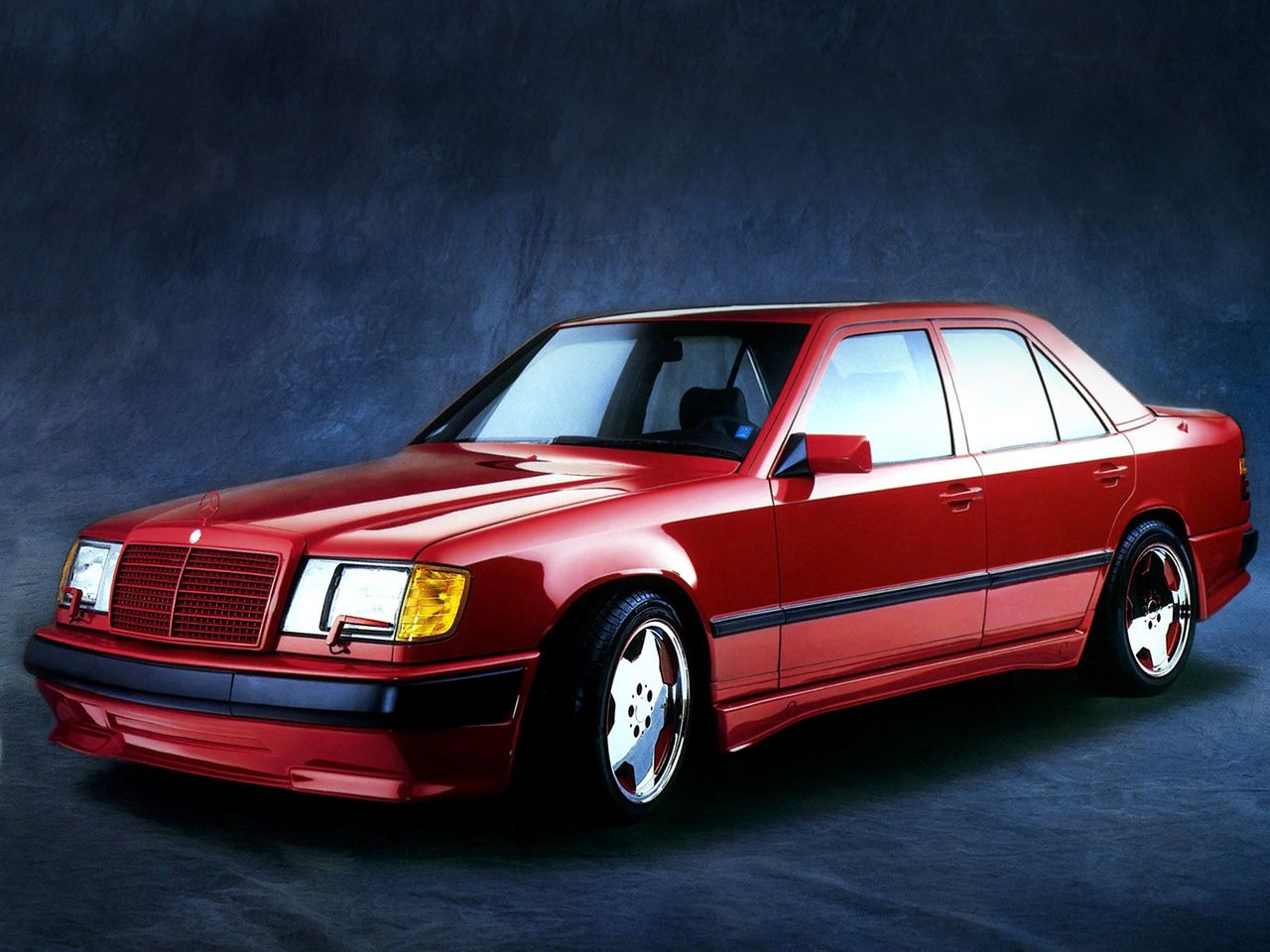 Podobno projekt AMG 300 E 6.0 „Hammer” był inspiracją dla Mercedesa.