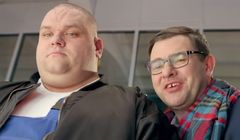 Tomasz Karolak z ochroną reklamuje Neostradę w Orange dla Firm (wideo)