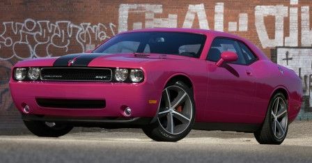 Nowy Dodge Challenger - Furious Fuchsia