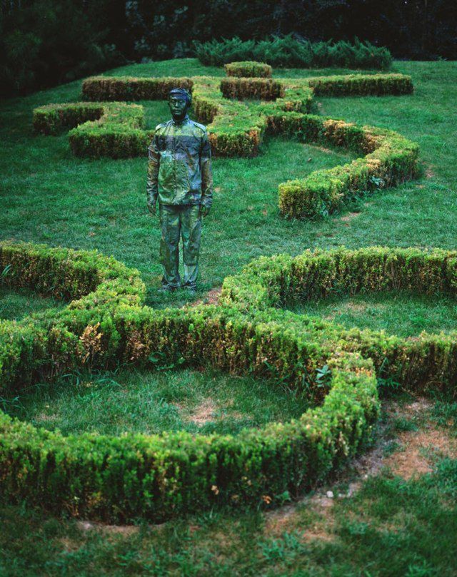 Liu Bolin - niewidzialny Chińczyk 47