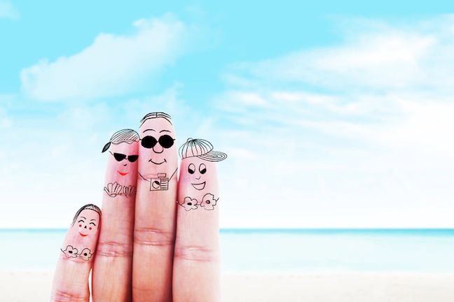 Dzieciaki na plaży to prawdziwe wyzwanie dla rodziców