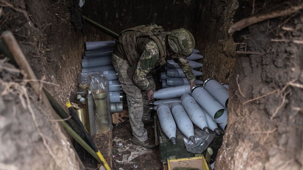 Military mobility of Ukrainian soldiers continue in direction of Toretsk
DONETSK OBLAST, UKRAINE - MARCH 6: Ukrainian soldiers prepare ammunition for D-30 artillery as the Russia-Ukraine war continues in the direction of Toretsk, Ukraine, on March 6, 2025 (Photo by Diego Herrera Carcedo/Anadolu via Getty Images)
Anadolu
preparing, servicemen, train, russian army, invasion, mobility, soldier, serviceman, soldiers, miiltary, ukrainian army, combat, warzone, fight, warfare
