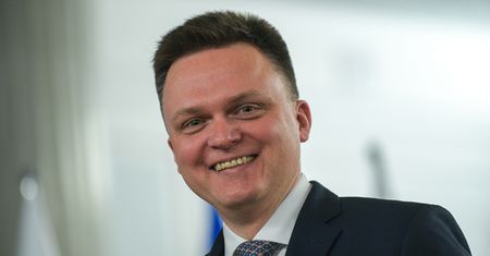 Miller: Hołownia powinien potrenować z byłymi marszałkami
