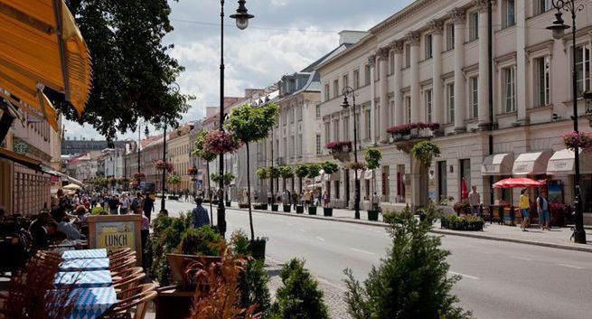 Warszawski Nowy Świat najdroższą ulicą w Polsce, a Causeway Bay z Hongkongu – na świecie