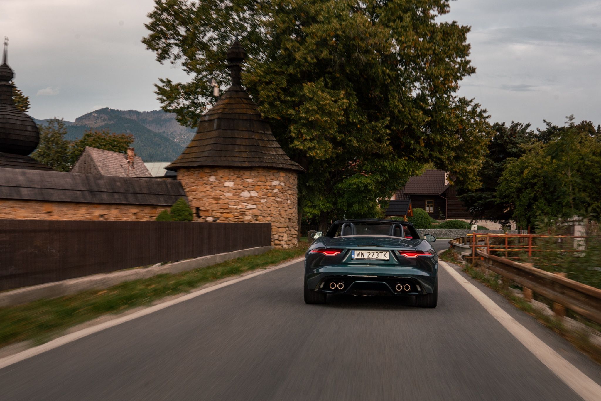 Jaguar F-Type P450