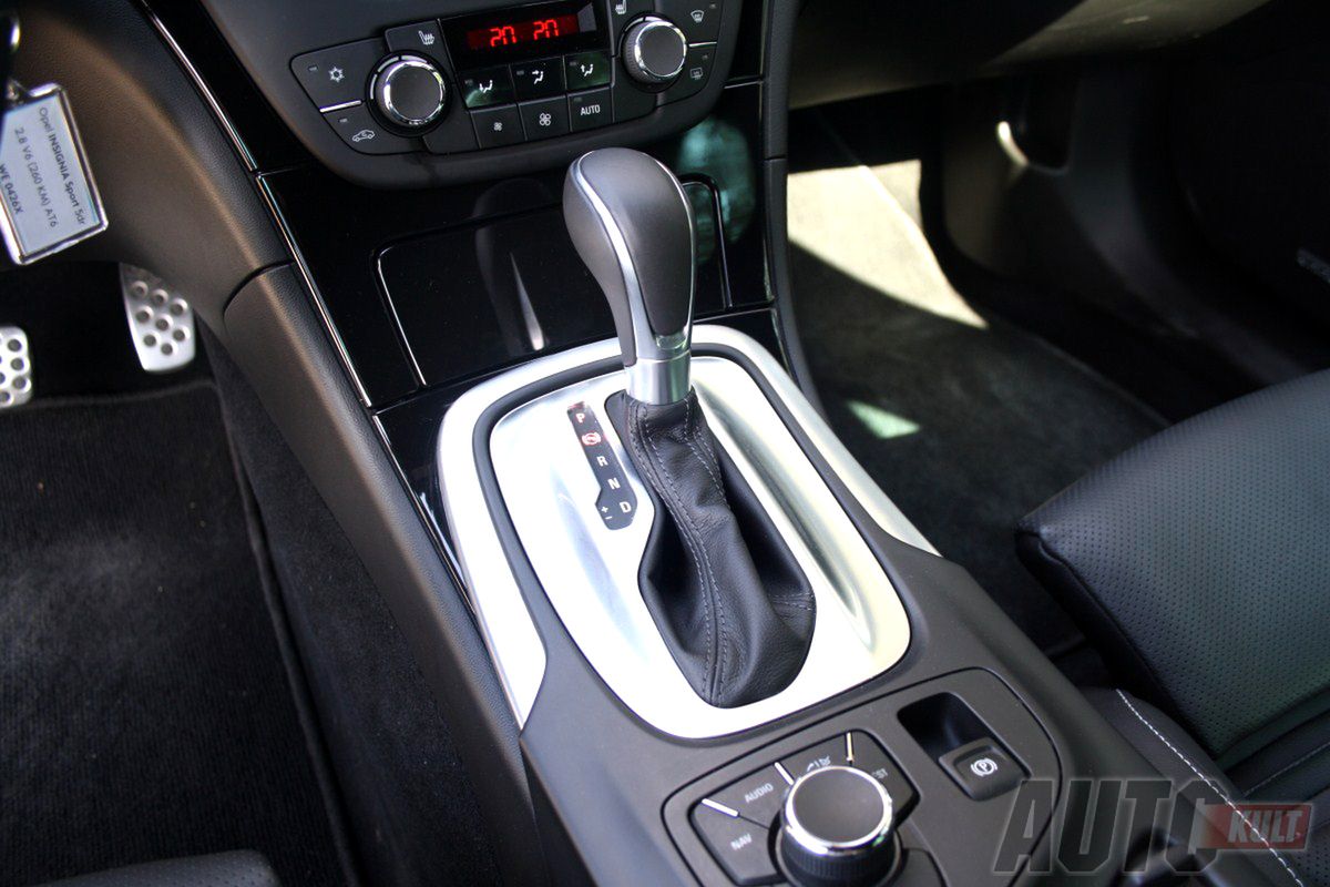 Opel Insignia Sport OPC Line