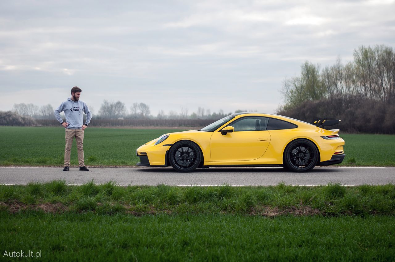 Test: Porsche 911 GT3 (992) królem torów po kawę