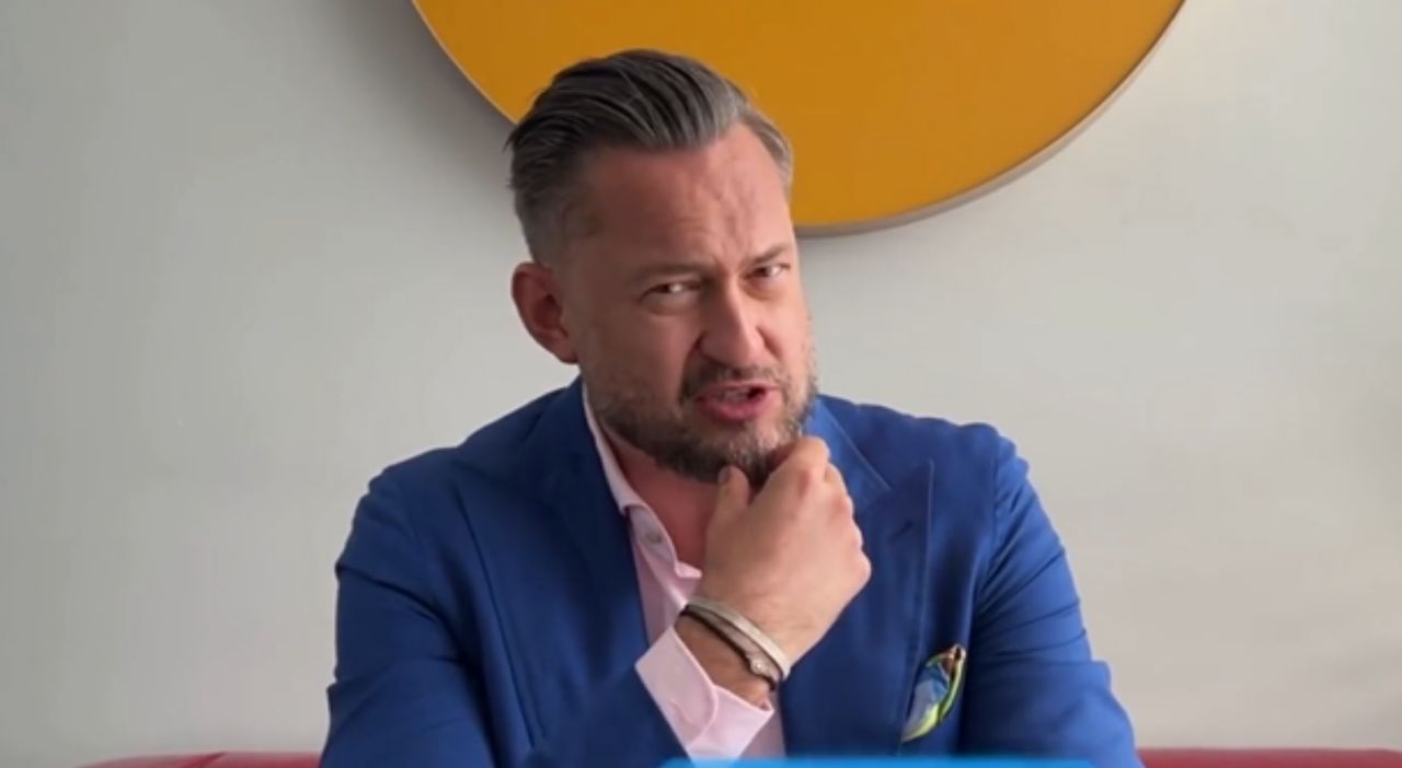 "Dzień Dobry TVN": Marcin Prokop w pojedynkę przywitał się z widzami. "Jedna osoba temu nie podoła"
